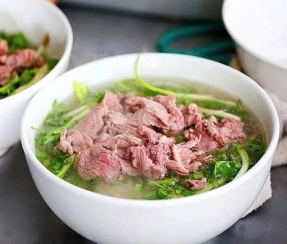 Phở Tái 