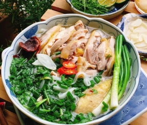 Phở Gà Đặc Biệt 